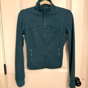 Cropped Define Jacket - Green, Size 6 (EUC)